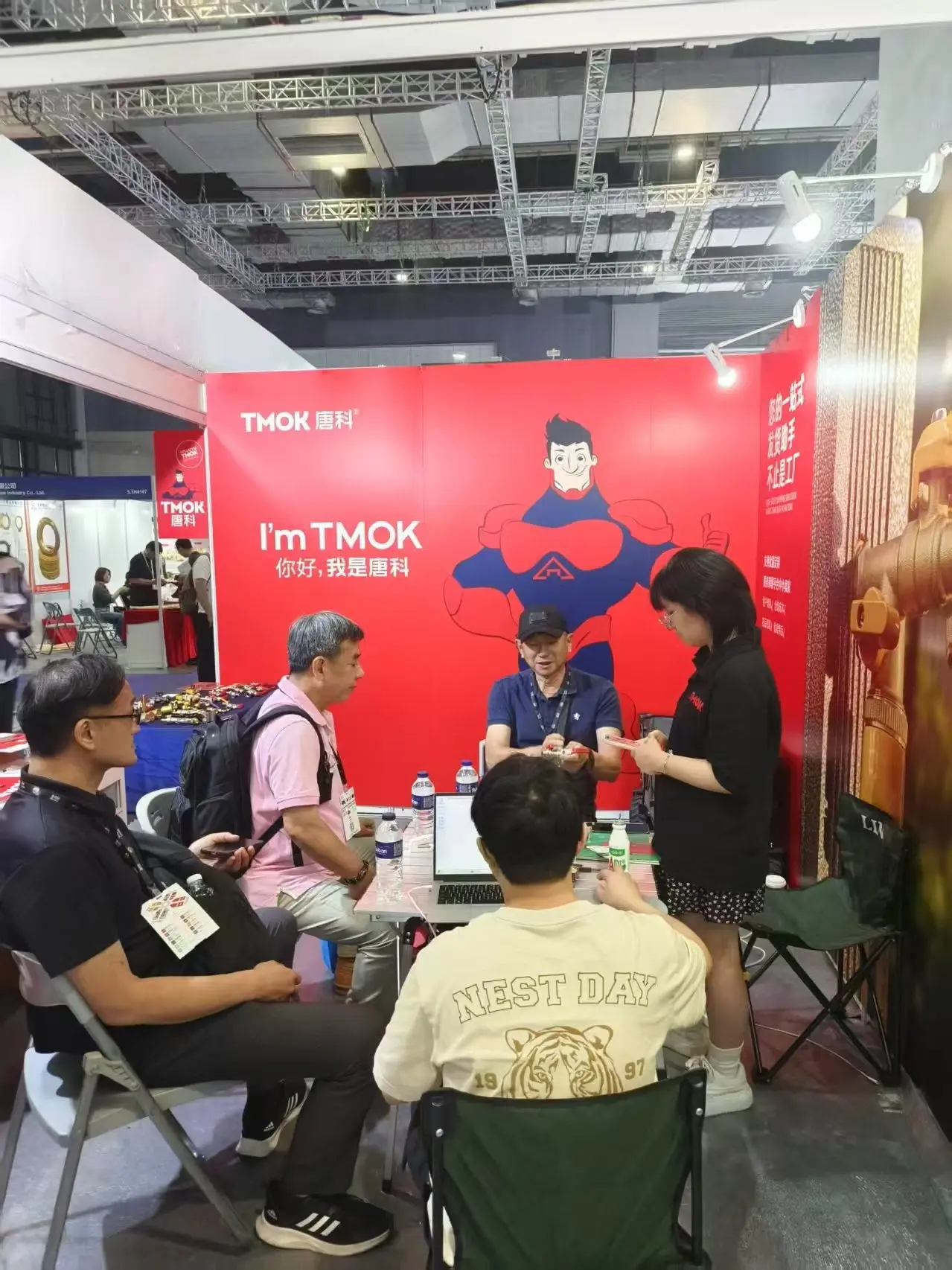 exhibition gallery 3 (1)